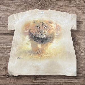 The Mountain Beige Lion T-Shirt Size Large